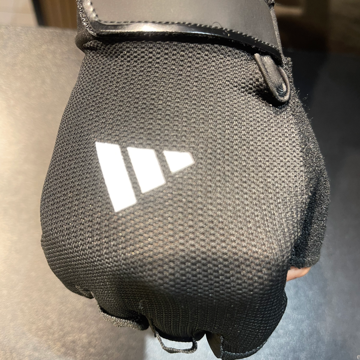 Adidas Essential Adjustable Gloves